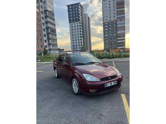 Sahibinden Ford Focus 1.6 Ghia 2002 Model 
