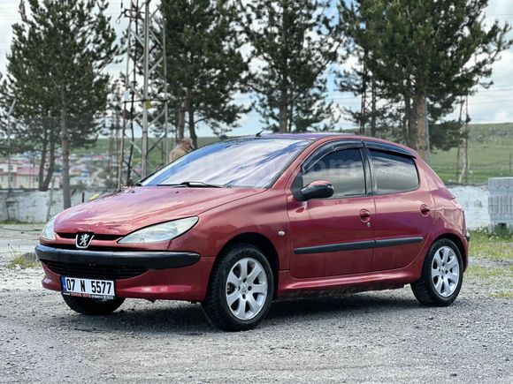 Sahibinden orijinal kmli hasarsız 206 