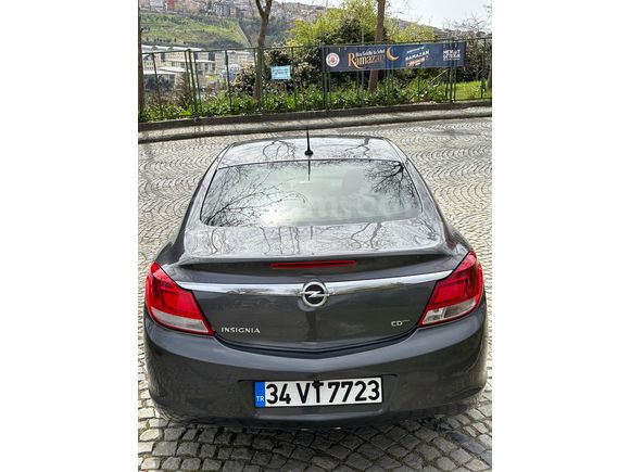 Sahibinden Opel Insignia 2.0 CDTI Edition 2011 Model 