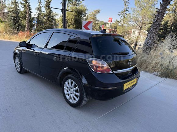 Galeriden Opel Astra 1.6 Enjoy Elegance 2011 Model Şanlıurfa
