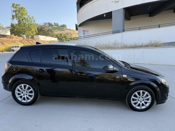 Galeriden Opel Astra 1.6 Enjoy Elegance 2011 Model Şanlıurfa