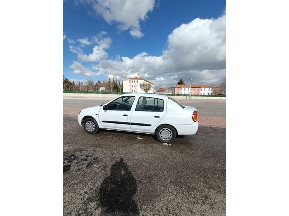 Sahibinden Renault Clio 1.4 RNA 2001 Model