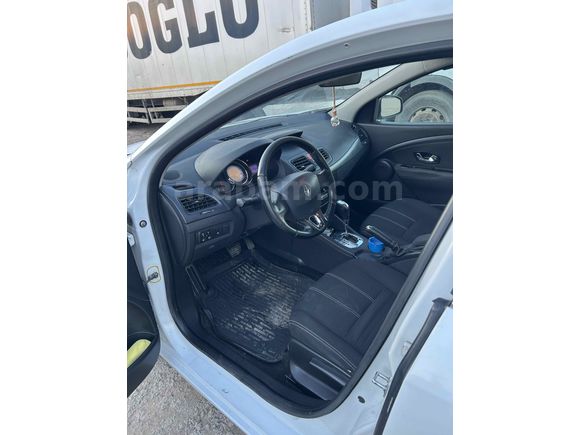 Sahibinden Renault Fluence 1.5 dCi Touch 2015 Model 