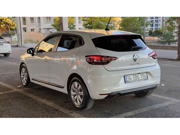 Sahibinden Renault Clio 1.0 TCe Joy 2021 Model 