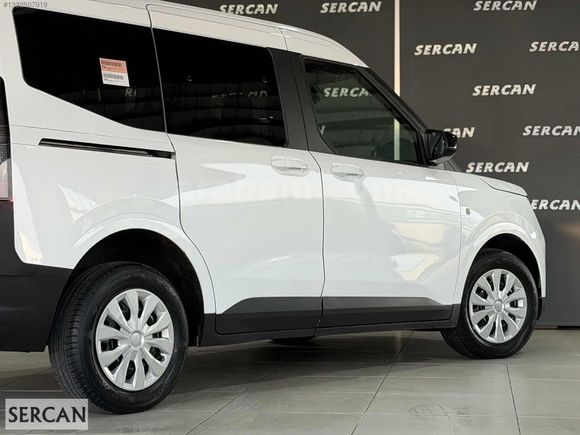 //BOYASIZ/HATASIZ//22.000KM//2025 FORD COURİER//DELUXE/%20 KDVLİ