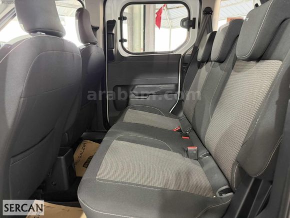 //BOYASIZ/HATASIZ//22.000KM//2025 FORD COURİER//DELUXE/%20 KDVLİ