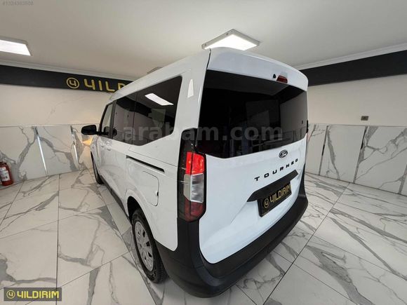 Yıldırım Auto'dan Hatasız Boyasız %20 tam kdv Ford Couirer