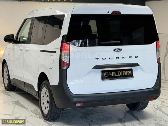 Yıldırım Auto'dan Hatasız Boyasız %20 tam kdv Ford Couirer