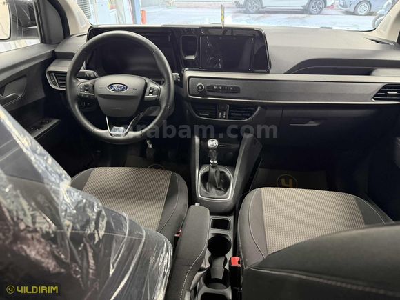 Yıldırım Auto'dan Hatasız Boyasız %20 tam kdv Ford Couirer