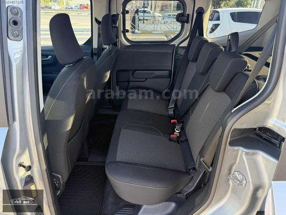 ERBİL AUTO'DAN 20.000KM'DE 2024 FORD COURIER 1.5 DİZEL MANUEL