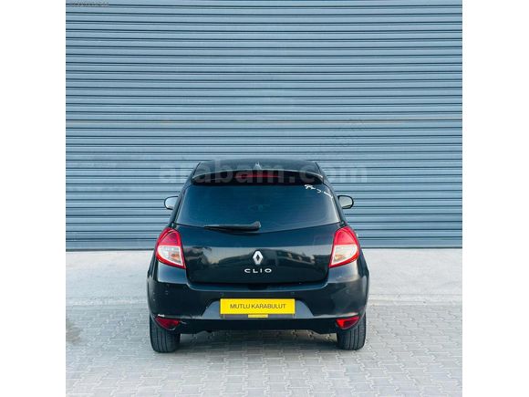 2011 MODEL CLİO KREDİ KARTINA 12 TAKSİT