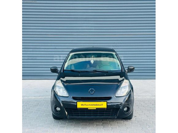 2011 MODEL CLİO KREDİ KARTINA 12 TAKSİT