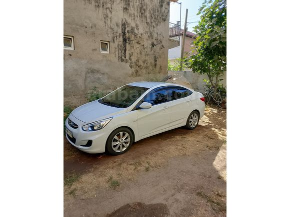 Sahibinden Hyundai Accent Blue 1.6 CRDI Mode Plus 2017 Model