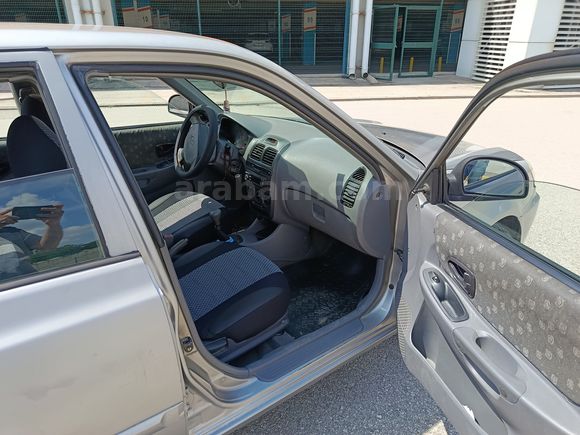 Sahibinden Hyundai Accent 1.5 CRDi Admire 2006 Model 