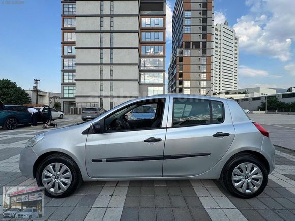 ÖZ AKDENİZ OTOMOTİVDEN 2010 MODEL RENAULT CLİO 1.5 DCİ 210.000KM