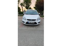 Sahibinden Ford Focus 1.6 Comfort 2011 Model  306.000 km Beyaz