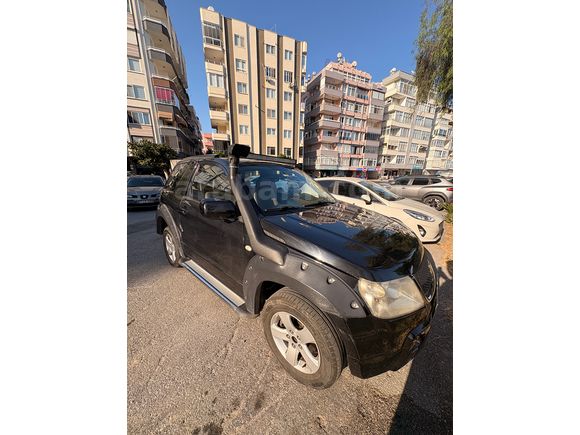     Bakımlı Grand Vitara 4x4 | LPG’li | 242 Bin Km | Masrafsız