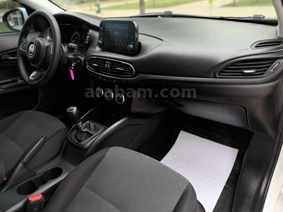 2023 MODEL HATASIZ *159.000* KM FİAT EGEA EASY PLUS