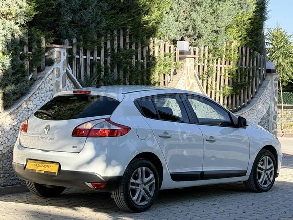Galeriden Renault Megane 1.5 dCi Touch 2013 Model Konya