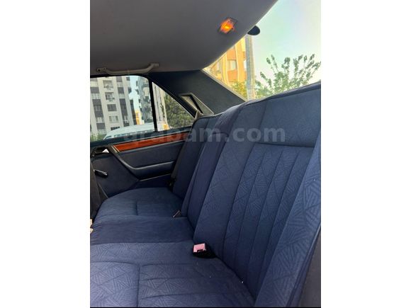 Sahibinden Mercedes - Benz E 200 1994 Model