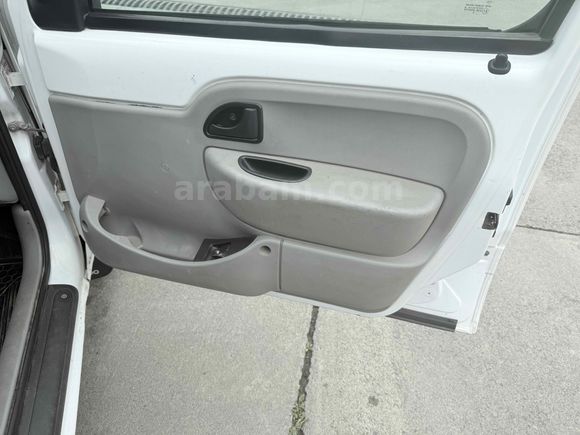 UĞUR OTO’DAN   2006 MODEL RENAULT KANGO TEK SÜRGÜLÜ KAPI KLİMALI RİZE/PAZAR