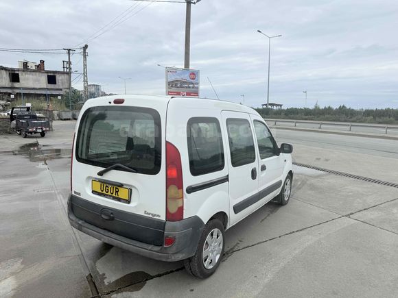 UĞUR OTO’DAN   2006 MODEL RENAULT KANGO TEK SÜRGÜLÜ KAPI KLİMALI RİZE/PAZAR