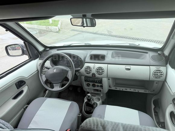 UĞUR OTO’DAN   2006 MODEL RENAULT KANGO TEK SÜRGÜLÜ KAPI KLİMALI RİZE/PAZAR