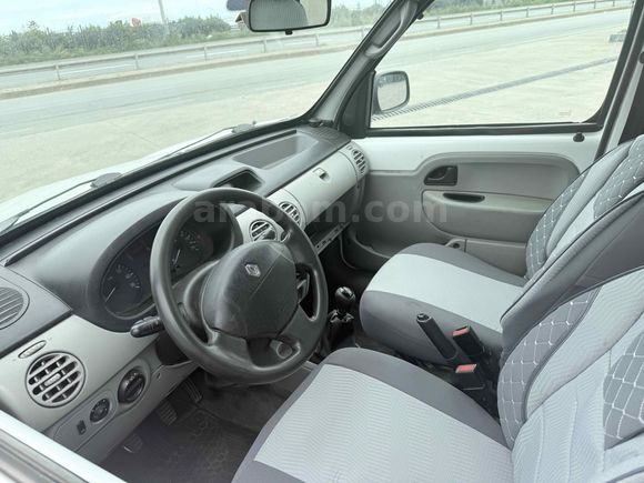 UĞUR OTO’DAN   2006 MODEL RENAULT KANGO TEK SÜRGÜLÜ KAPI KLİMALI RİZE/PAZAR