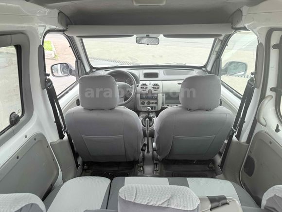 UĞUR OTO’DAN   2006 MODEL RENAULT KANGO TEK SÜRGÜLÜ KAPI KLİMALI RİZE/PAZAR
