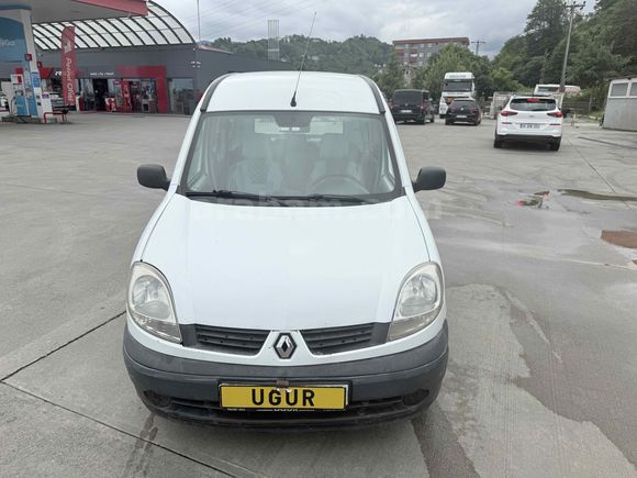 UĞUR OTO’DAN   2006 MODEL RENAULT KANGO TEK SÜRGÜLÜ KAPI KLİMALI RİZE/PAZAR