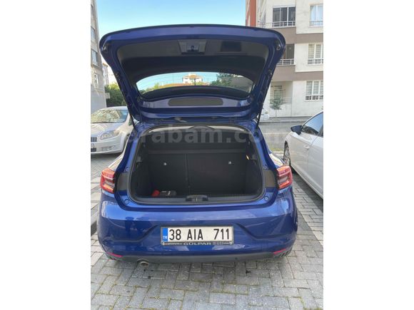 Renault Clio 1.0 SCe Joy 2023 Model 
