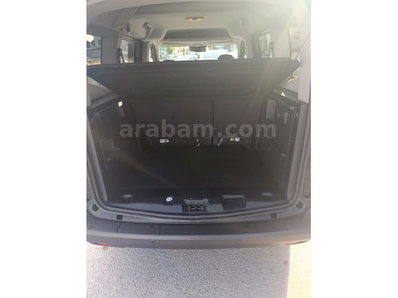 . Sahibinden Ford Tourneo Courier 1.5 EcoBlue Titanium 2025 Model