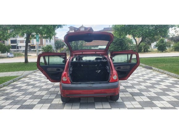 Clio 1.2 16V OTOMOTİK Authentique