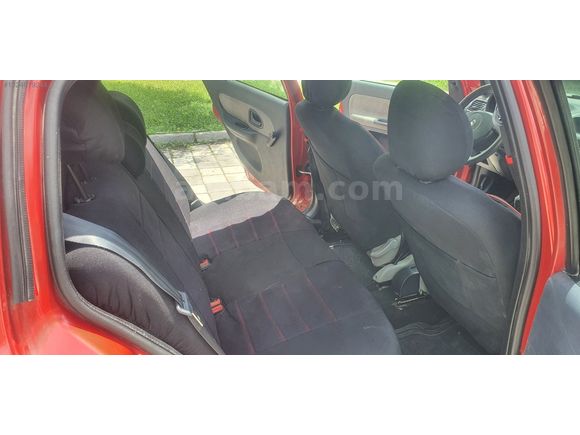 Clio 1.2 16V OTOMOTİK Authentique