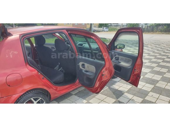 Clio 1.2 16V OTOMOTİK Authentique