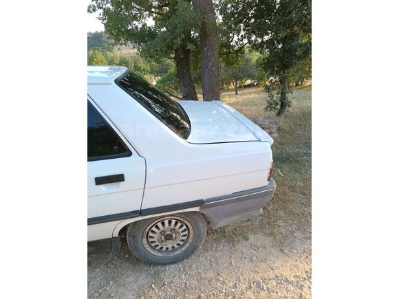 Sahibinden Renault R 9 1.4 Broadway 1993 Model