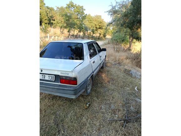 Sahibinden Renault R 9 1.4 Broadway 1993 Model
