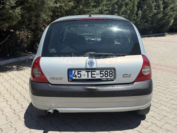 YILSOY OTO 2005 CLİO 1.2 MOTOR 16 VALF 276 BİN KM DE