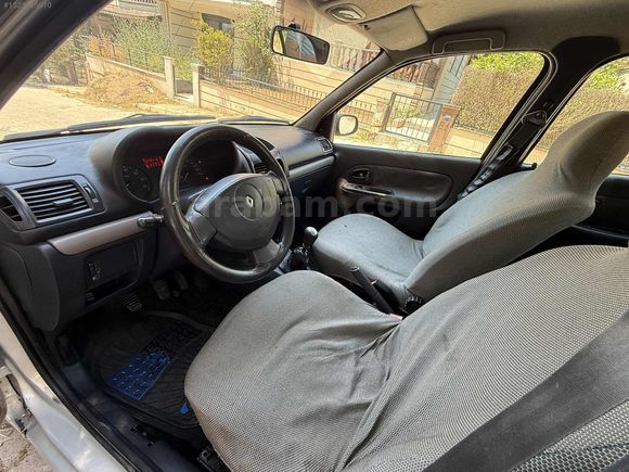 YILSOY OTO 2005 CLİO 1.2 MOTOR 16 VALF 276 BİN KM DE