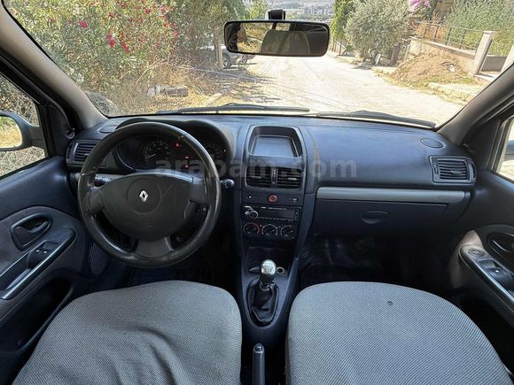 YILSOY OTO 2005 CLİO 1.2 MOTOR 16 VALF 276 BİN KM DE