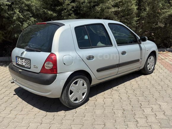 YILSOY OTO 2005 CLİO 1.2 MOTOR 16 VALF 276 BİN KM DE