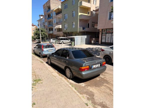Sahibinden Toyota Corolla 1.6 XLi 1994 Model