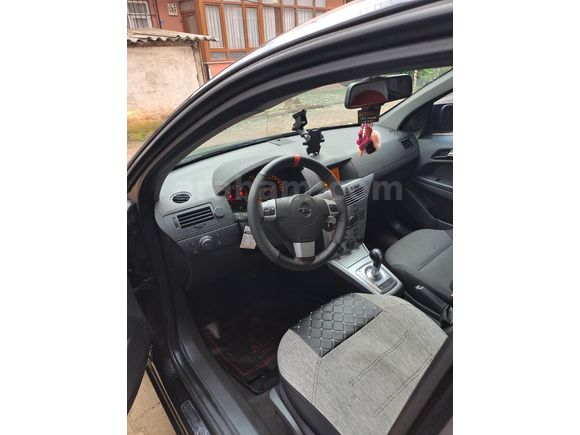 Sahibinden Opel Astra 1.3 CDTI Enjoy Elegance 2010 Model  Siyah