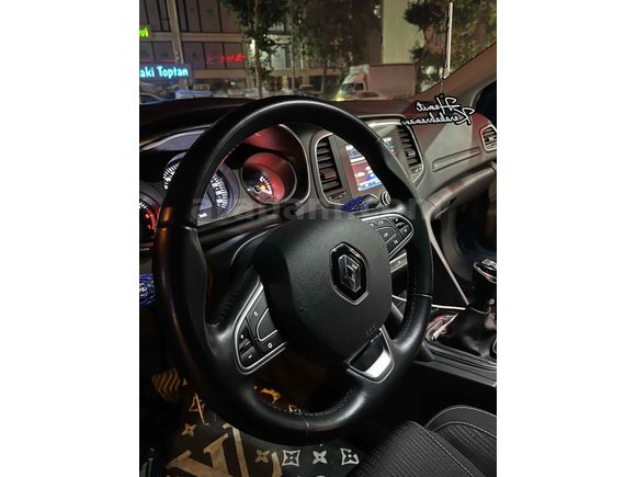 Sahibinden Renault Megane 1.2 TCe Touchrome 2017 Model 