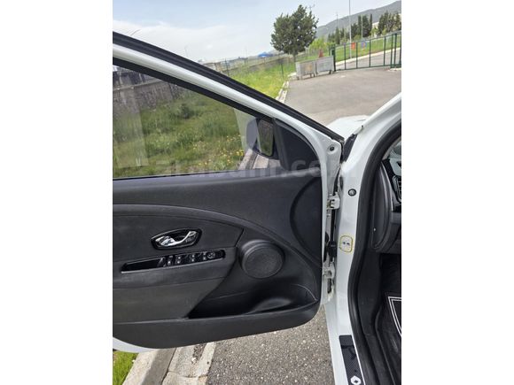 Sahibinden Renault Fluence 1.5 dCi Touch Plus 2014 Model