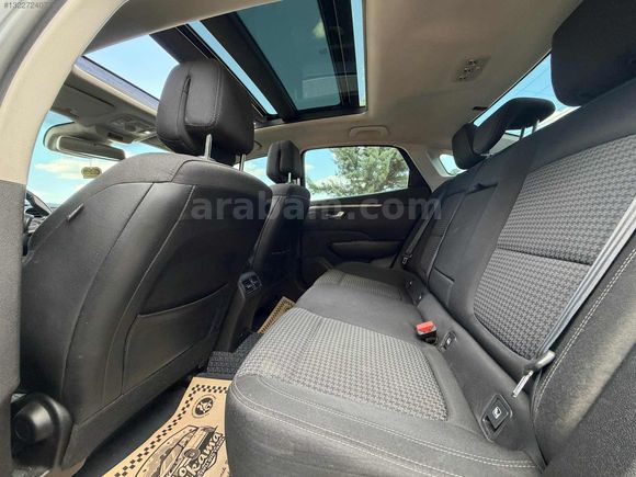 ÇELİKLER'DEN 2018 RENAULT TALİSMAN CAM TAVAN HATASIZ AYARINDA