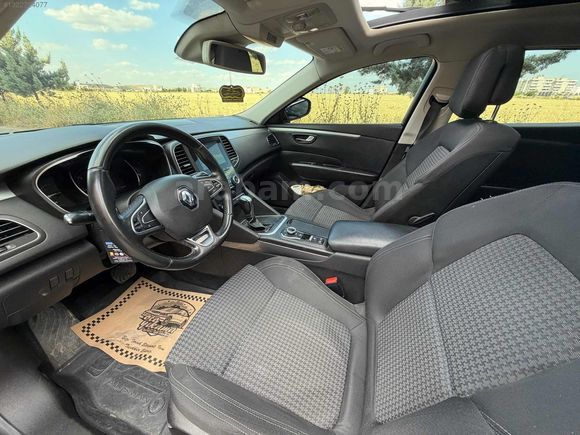 ÇELİKLER'DEN 2018 RENAULT TALİSMAN CAM TAVAN HATASIZ AYARINDA