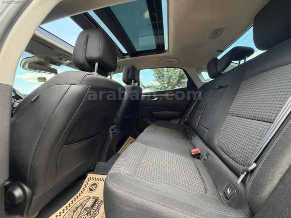 ÇELİKLER'DEN 2018 RENAULT TALİSMAN CAM TAVAN HATASIZ AYARINDA