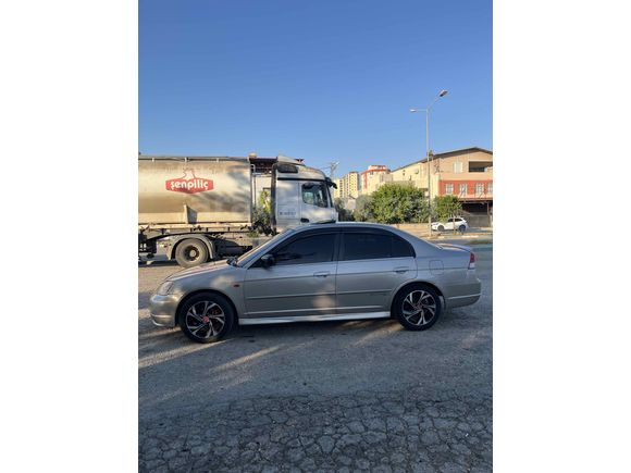 Sahibinden Honda Civic 1.6i VTEC ES 2003 Model 