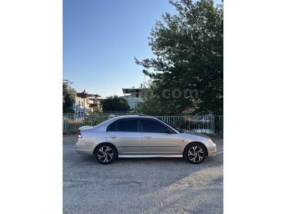 Sahibinden Honda Civic 1.6i VTEC ES 2003 Model 